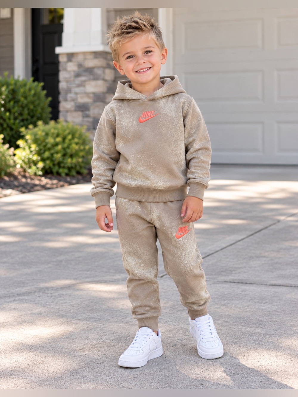 Nike Tan Khaki Logo Hooded Sweatshirt & Joggers Set Boys Size 4T NWT